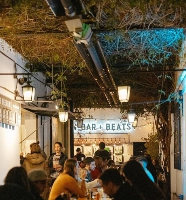 Cerveceria artesanal en calle Aristides