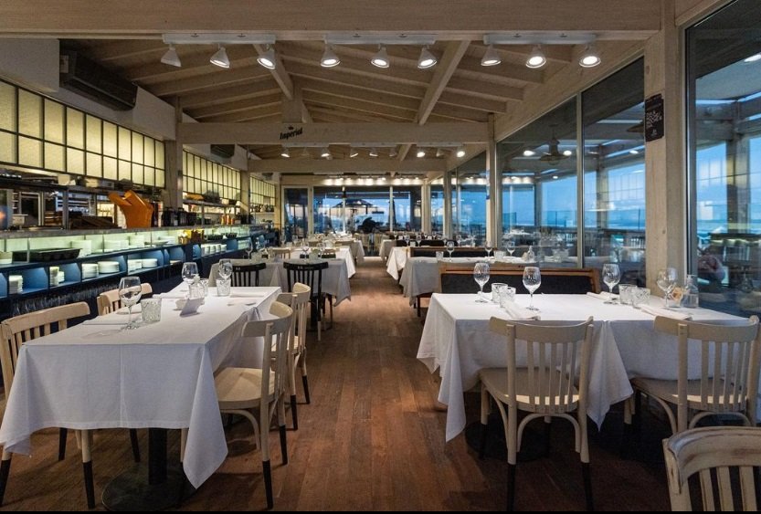 Rada Beach Demuru uno de los lugares top gourmet de Pinamar