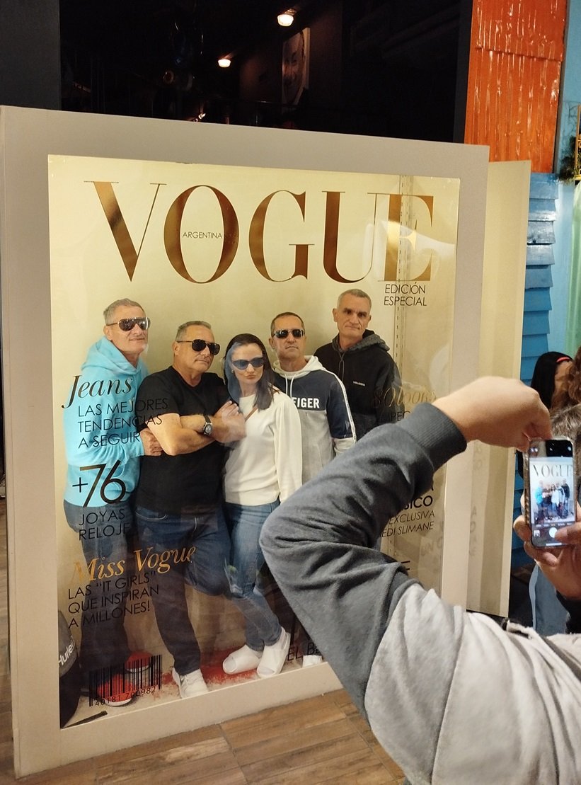 Nivel Dios, el bar selfie de Buenos Aires donde todos quieren sus fotos